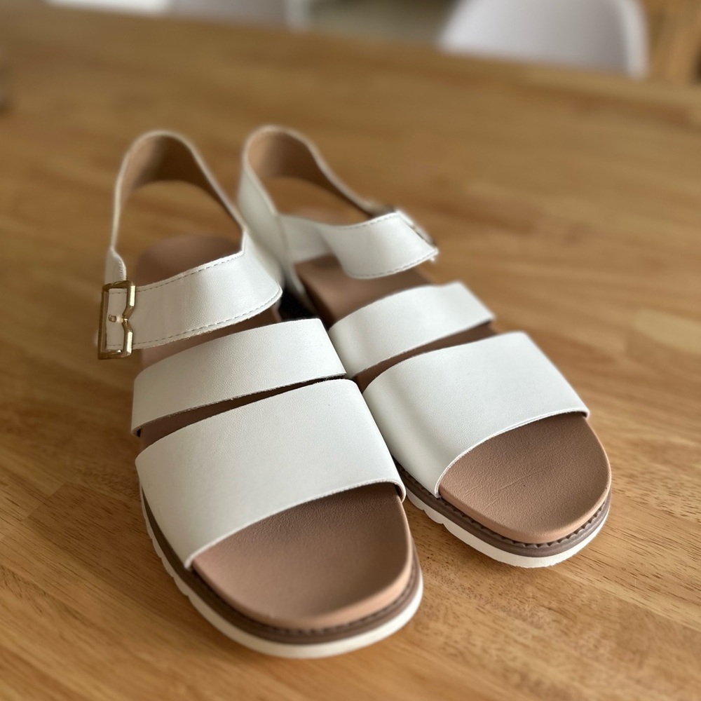 Dr Scholls White Sandals
